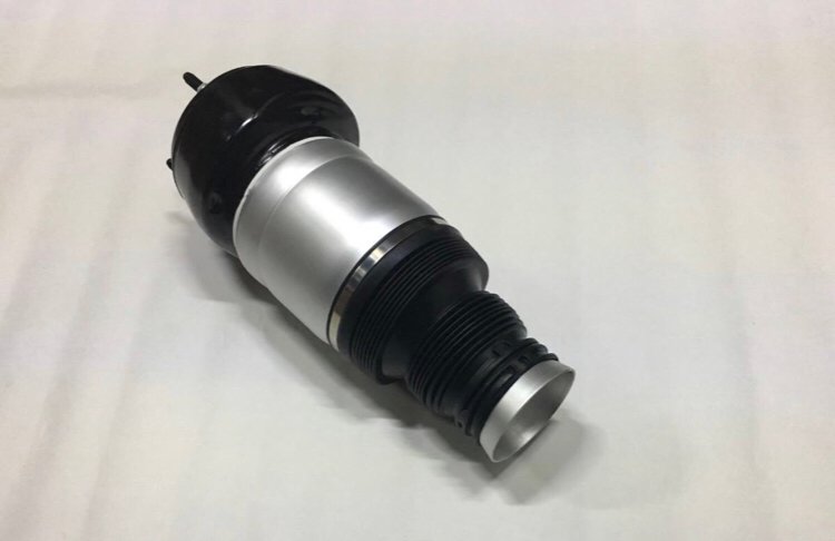 GL-Class X166 Pneimatiskais spilvens (Priekšpuse/kreisā)