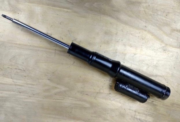 S-Class W220  Amortizators (Priekšpuse)